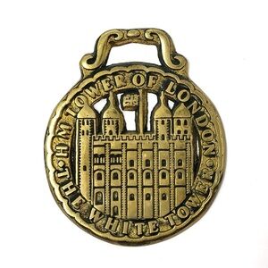 Vintage English HM Tower of London / The White Tower horse brass medallion
